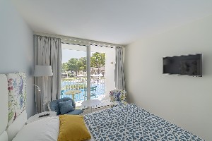 FamilyRoom (SeaView, Balcony)