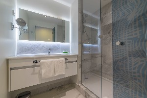 2 ConnectingRooms FamilyRoom (GardenView, Balcony)