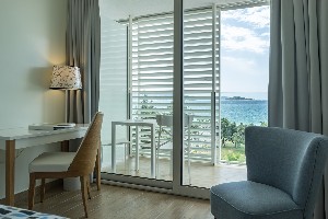 Room (SeaView, Balcony)