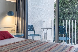 Family Room  Courtyard/Park View,  Balcony