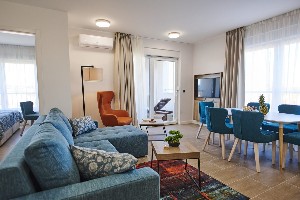 2 Bedroom Apartment (SeaView, Balcony)