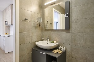 1 Bedroom Apartment (SeaView, Balcony)