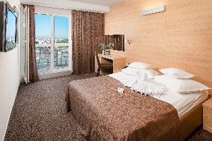 Double Room, park side balcony