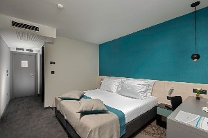 Hotel KOLOVARE wakacje