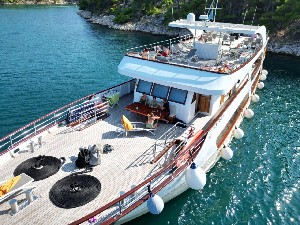 Hotel REJS Szlakiem adriatyckich wysp i parków (Z2) Deluxe wakacje