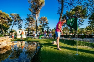 Hotel ZATON HOLIDAY RESORT - APARTMENTS wakacje