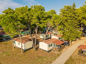 Hotel ZATON HOLIDAY RESORT CAMPING HOMES wakacje