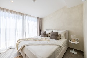 Standard Room with Balcony and Mountain View