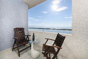 Deluxe Room (SeaView)