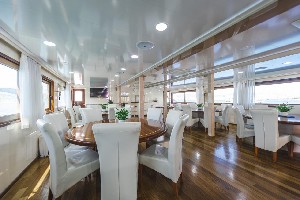 Hotel REJS Szmaragdowe wyspy (T3) - statek kategorii Deluxe wakacje