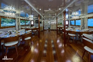 Hotel REJS Szmaragdowe wyspy (T3) - statek kategorii Deluxe wakacje