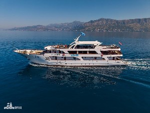 Hotel REJS Szmaragdowe wyspy (T3) - statek kategorii Deluxe wakacje