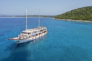 Hotel REJS Szmaragdowe wyspy (T3) - statek kategorii Premium wakacje