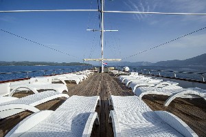 Hotel REJS Szmaragdowe wyspy (T3) - statek kategorii Premium wakacje