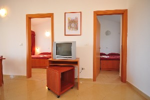 2 Bedroom Apartment (Balcony)