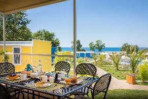 Hotel AMINESS MARAVEA CAMPING RESORT- MIRAMI FAMILY VILLAGE wakacje