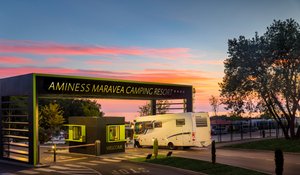 Hotel AMINESS PLANET CAMPING MARAVEA RESORT- HH PREMIUM VILLAGE wakacje