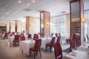 Hotel KRISTAL wakacje