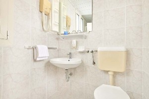 Double Room (Economy)