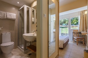 Classic room with balcony french bed