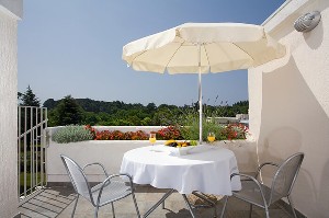 One bedroom apartment