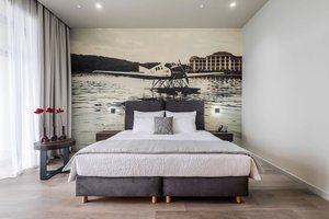 Deluxe Room (SeaView, Balcony)