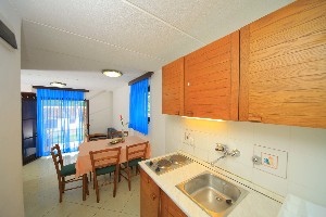 2 Bedroom Apartment (Park View, Balcony)