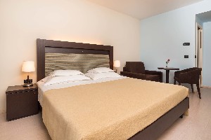 Premium room balcony pool-side connected