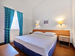Hotel KOVERSADA ROOMS - COVERED wakacje