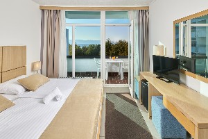 Comfort Room (SeaSide, Balcony)