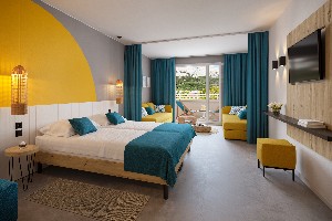 Superior FamilyRoom (Balcony)