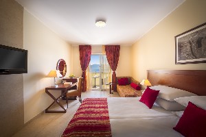 Superior Triple Room SeaView, Balcony