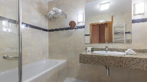 Hotel LA LUNA wakacje