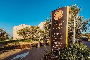 Hotel LA LUNA wakacje