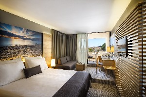 Standard Family Room Balcony Seaview