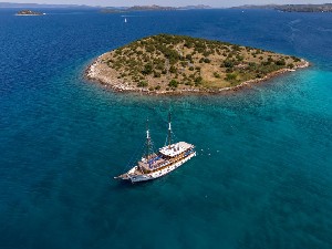 Hotel REJS Perły Północnej Dalmacji (R1) - statek kategorii Premium wakacje