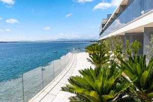 Deluxe Room with Sea View and Terrace