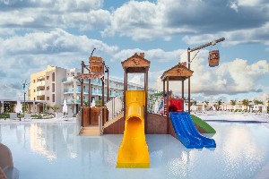 Hotel SERENADE PUNTA CANA BEACH & SPA RESORT wakacje