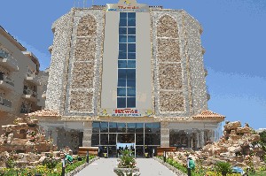 Hawaii Dreams Aqua Park 