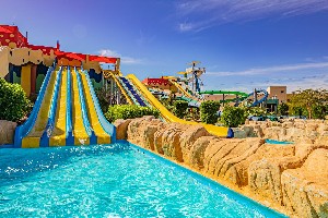 Hotel TITANIC RESORT & AQUAPARK wakacje