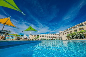 Hotel TITANIC RESORT & AQUAPARK wakacje