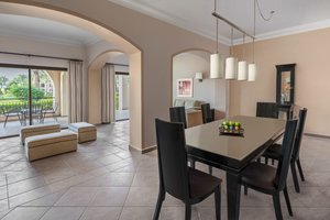 3 bedroom suite