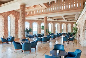 Lobby Bar