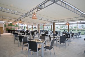 Amphoras Beach 5* (5*)
