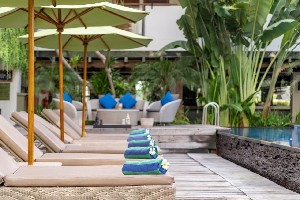 Hotel TAKSU SANUR wakacje