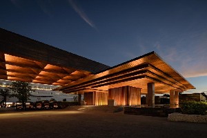 Hotel THE MERU SANUR wakacje