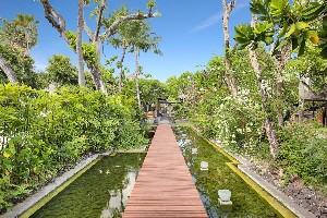 Hotel LEGIAN BEACH HOTEL wakacje