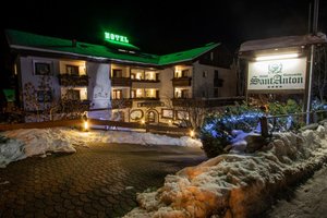 Hotel SANT ANTON wakacje