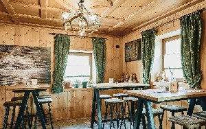 Hotel 2000 EIRA wakacje