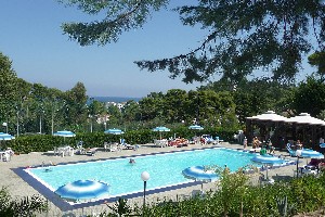 Hotel INTERNAZIONALE SAN MENAIO HC CAMPING VILLAGE wakacje